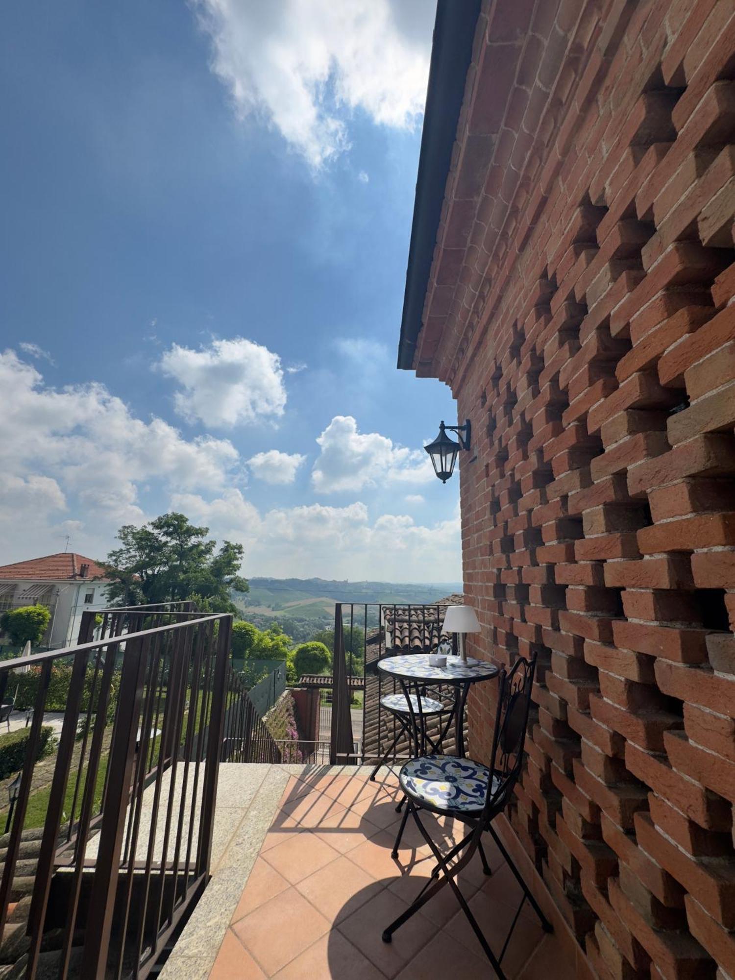 Locanda Osteria La Milonga Agliano Terme Exterior photo