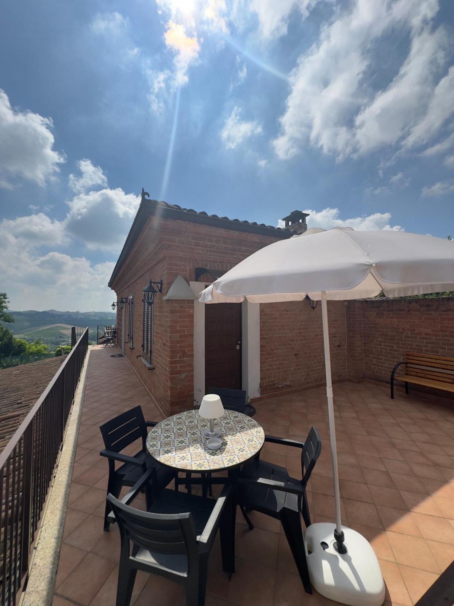 Locanda Osteria La Milonga Agliano Terme Exterior photo